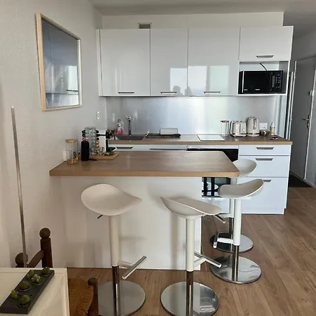 Premiere Ligne Ocean Standing 50m2 2 아파트