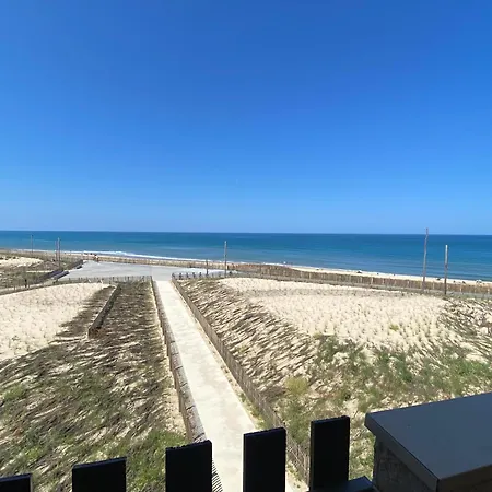 Premiere Ligne Ocean Standing 50m2 2 아파트